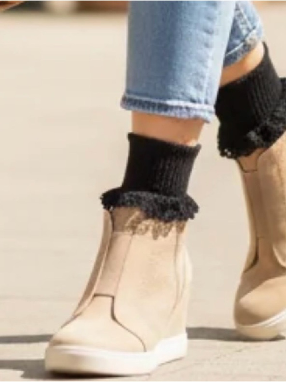 Catherine Cole lace socks NWT
